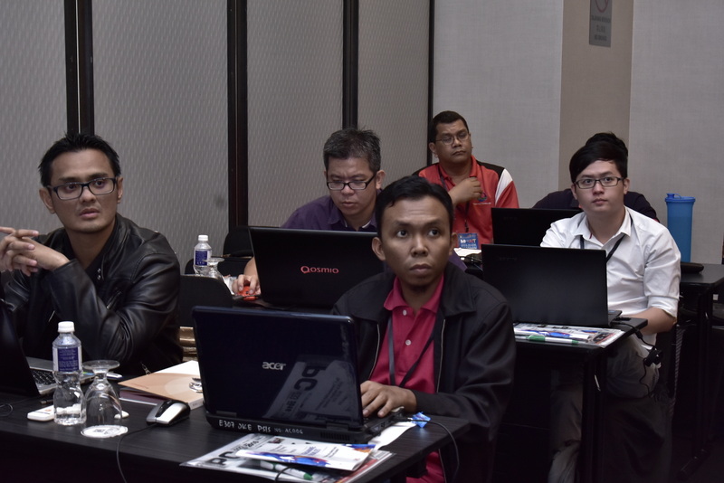 UKM 4978